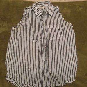 Abercrombie & Fitch striped sleeveless button down top